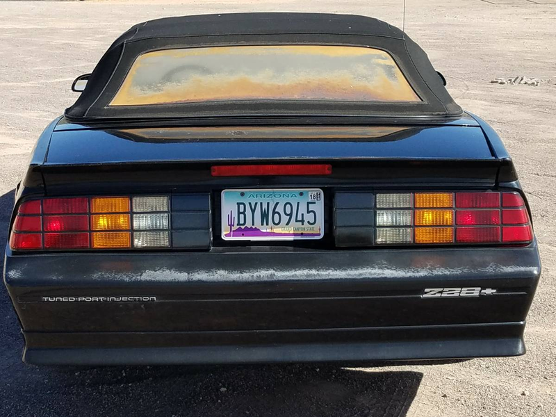 Illustration for article titled At $6,000, Might This 1992 Chevy Camaro Z28 Put You Back In Black?